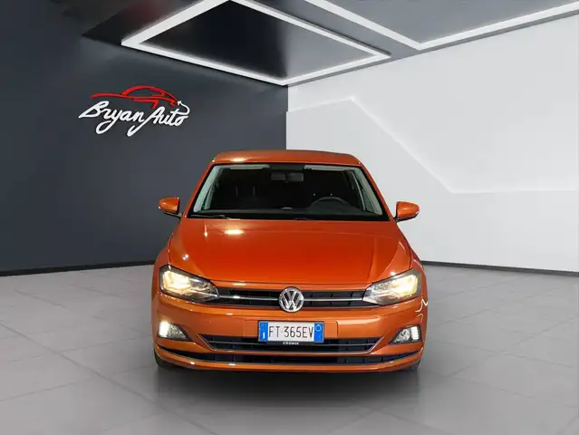 Volkswagen Polo view 3
