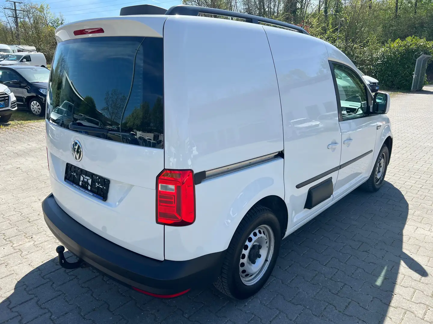 Volkswagen Caddy Kasten 2.0 TDI Sortimo Werkstatteinbau EU6 SHZ AHK Weiß - 2