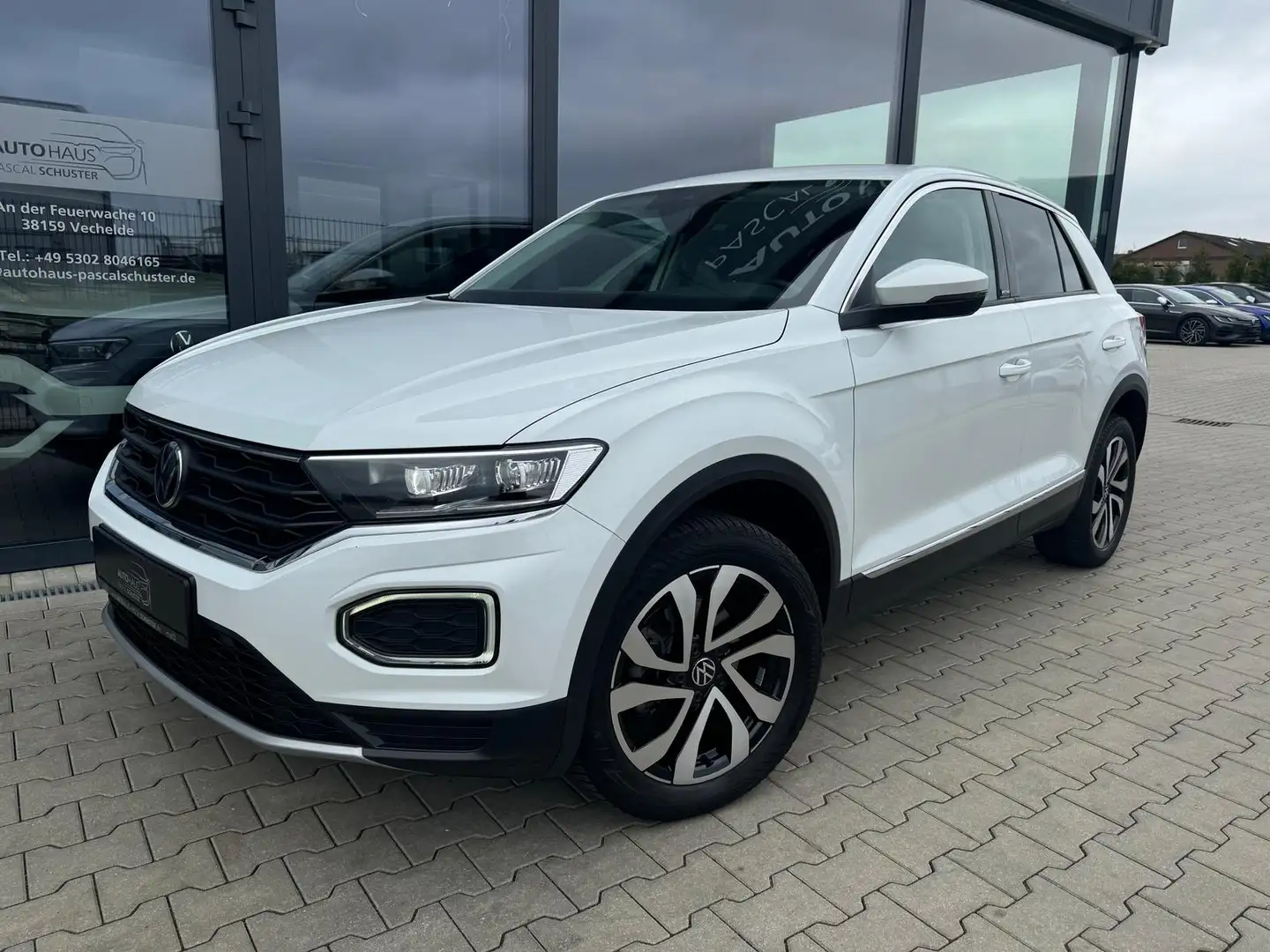 Volkswagen T-Roc Active 1.5 TSI/DSG/LED/VIRTUAL/KAMERA/ACC Wit - 2