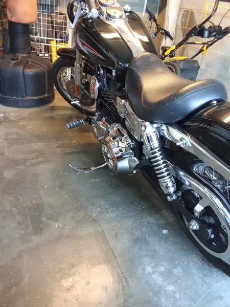 Harley-Davidson Dyna Low Rider - foto 3