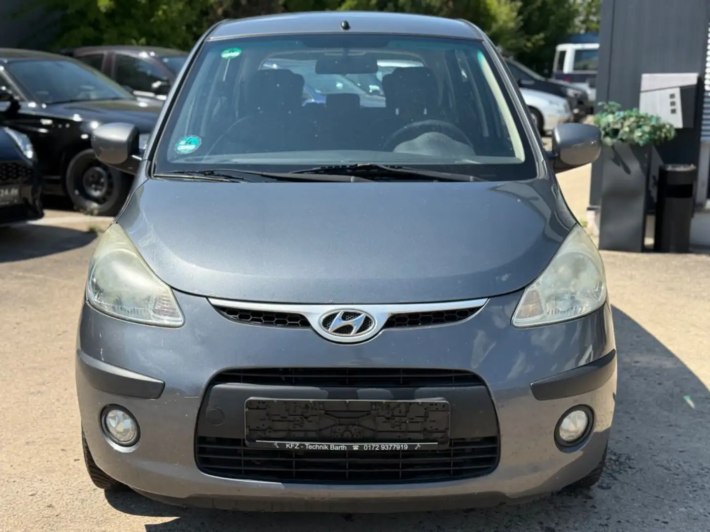 Hyundai i10 Classic Срібний - 2