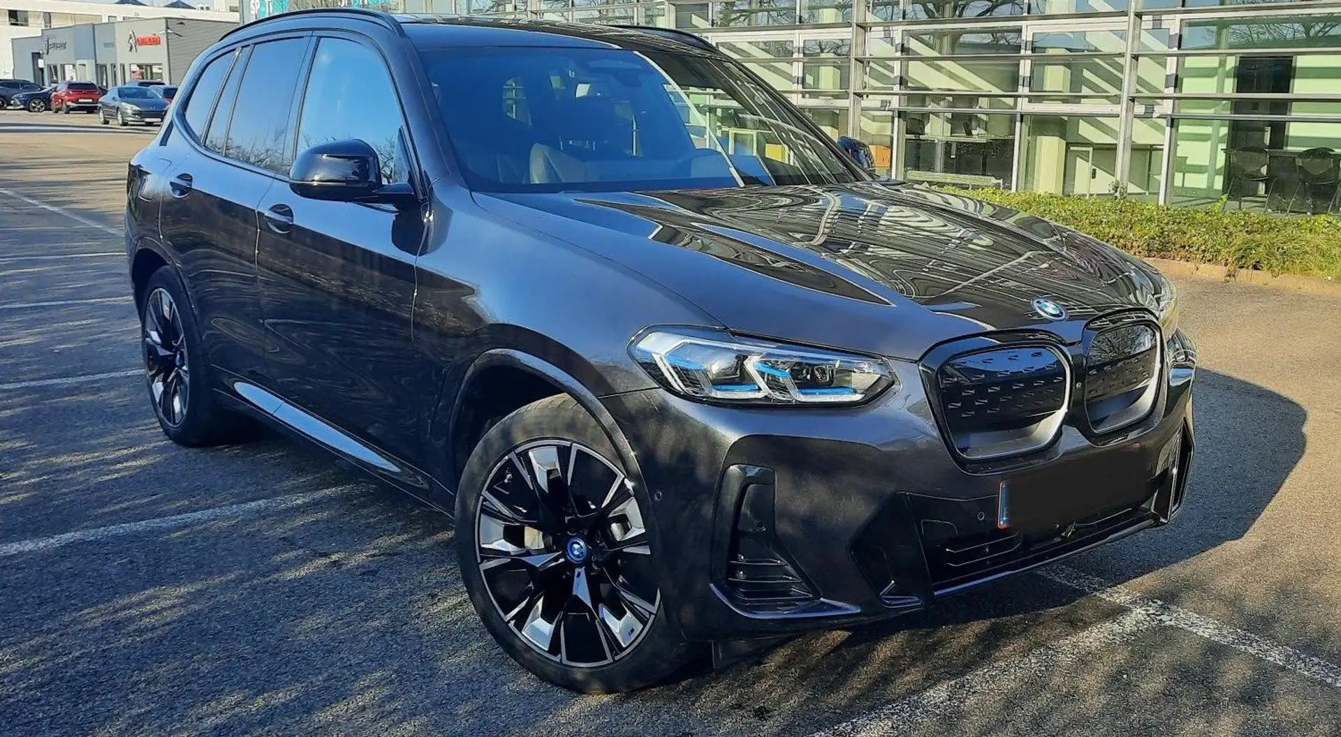 BMW iX3 iX3 M Sport Impressive Grijs - 2