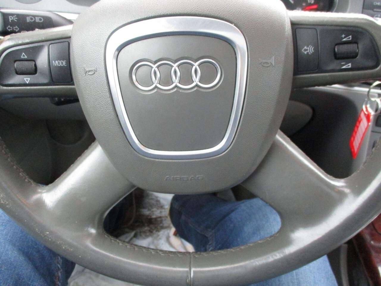 2005 Audi A6 4dr Sdn 4.2L quattro Auto thumb 30