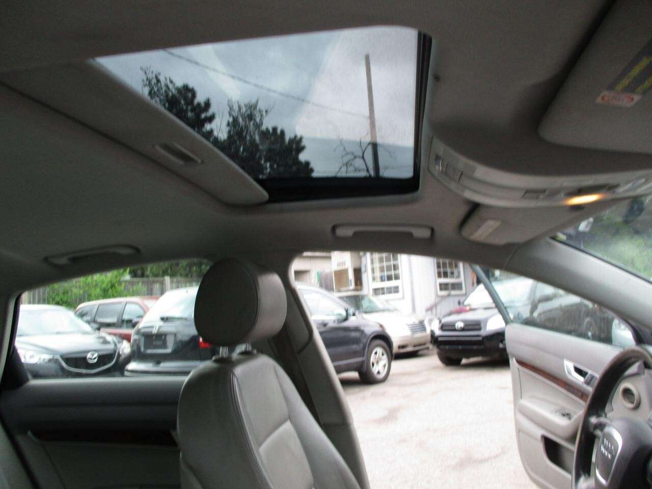 2005 Audi A6 4dr Sdn 4.2L quattro Auto thumb 29