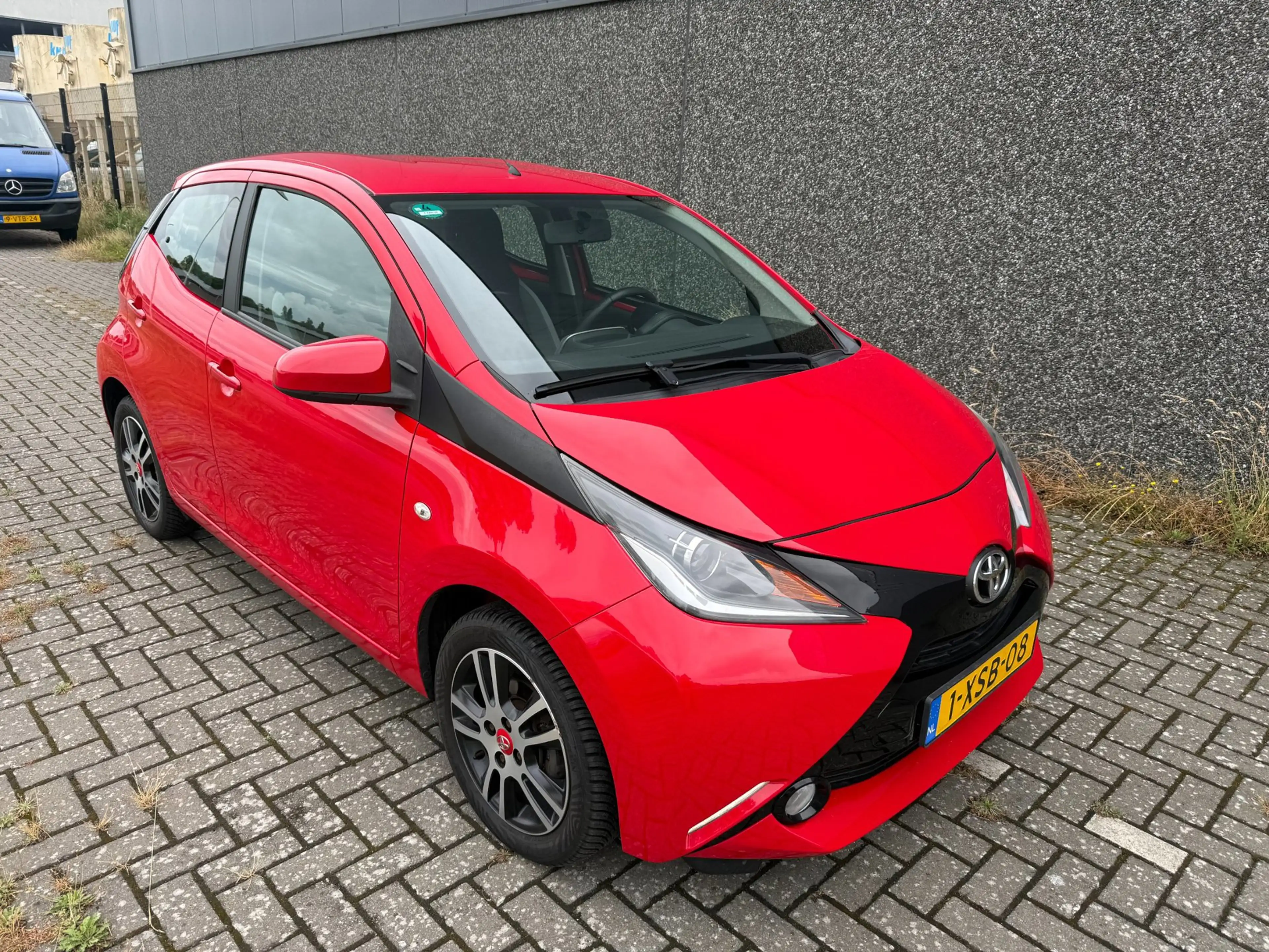 Toyota Aygo 1.0 VVT-i x-play/1ste eigenaar/Dealer OH/Nieuwe AP — photo 5