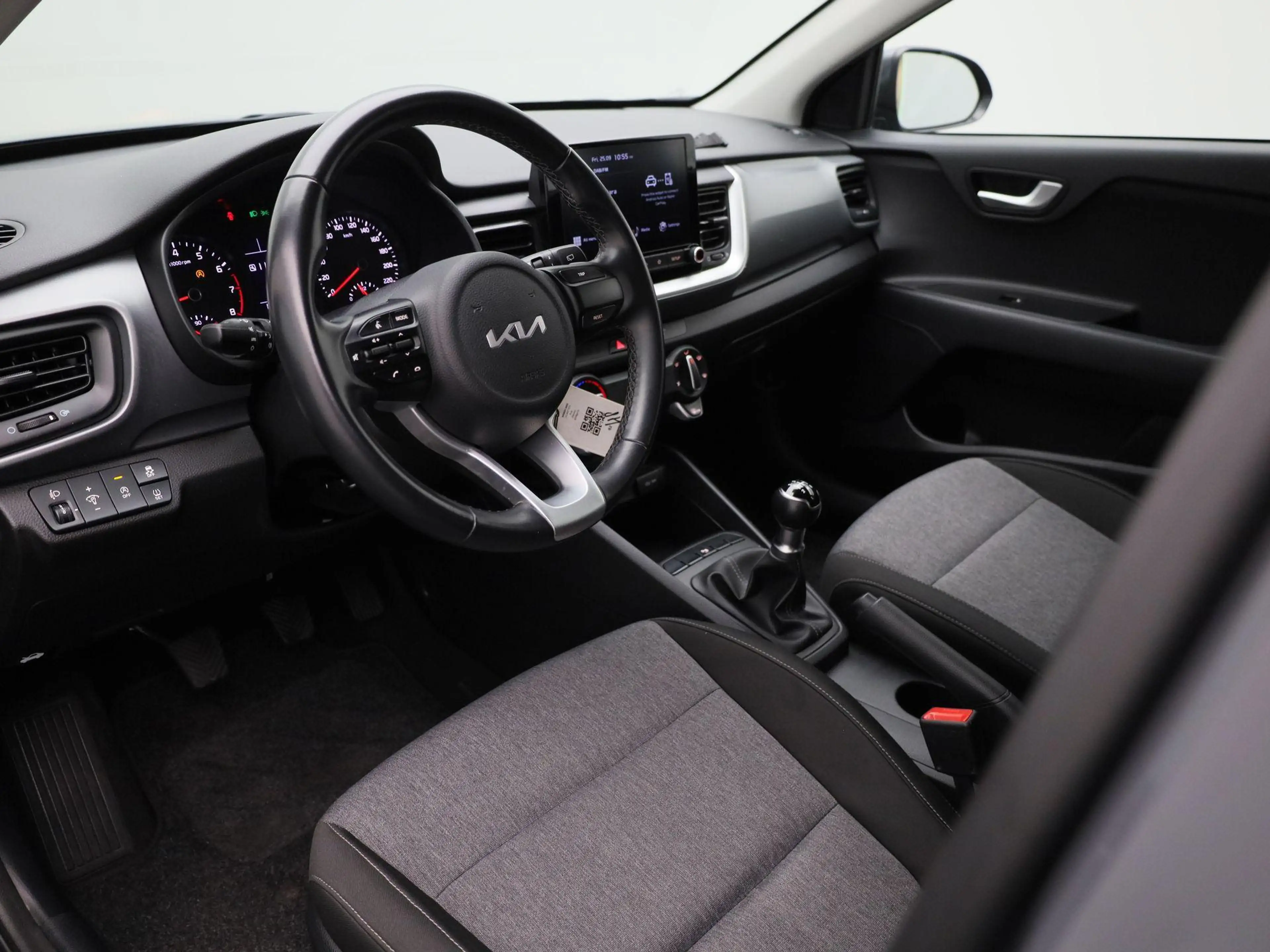 Kia Stonic 1.2 Urban Edition NAVI | CARPLAY | PDC — photo 15