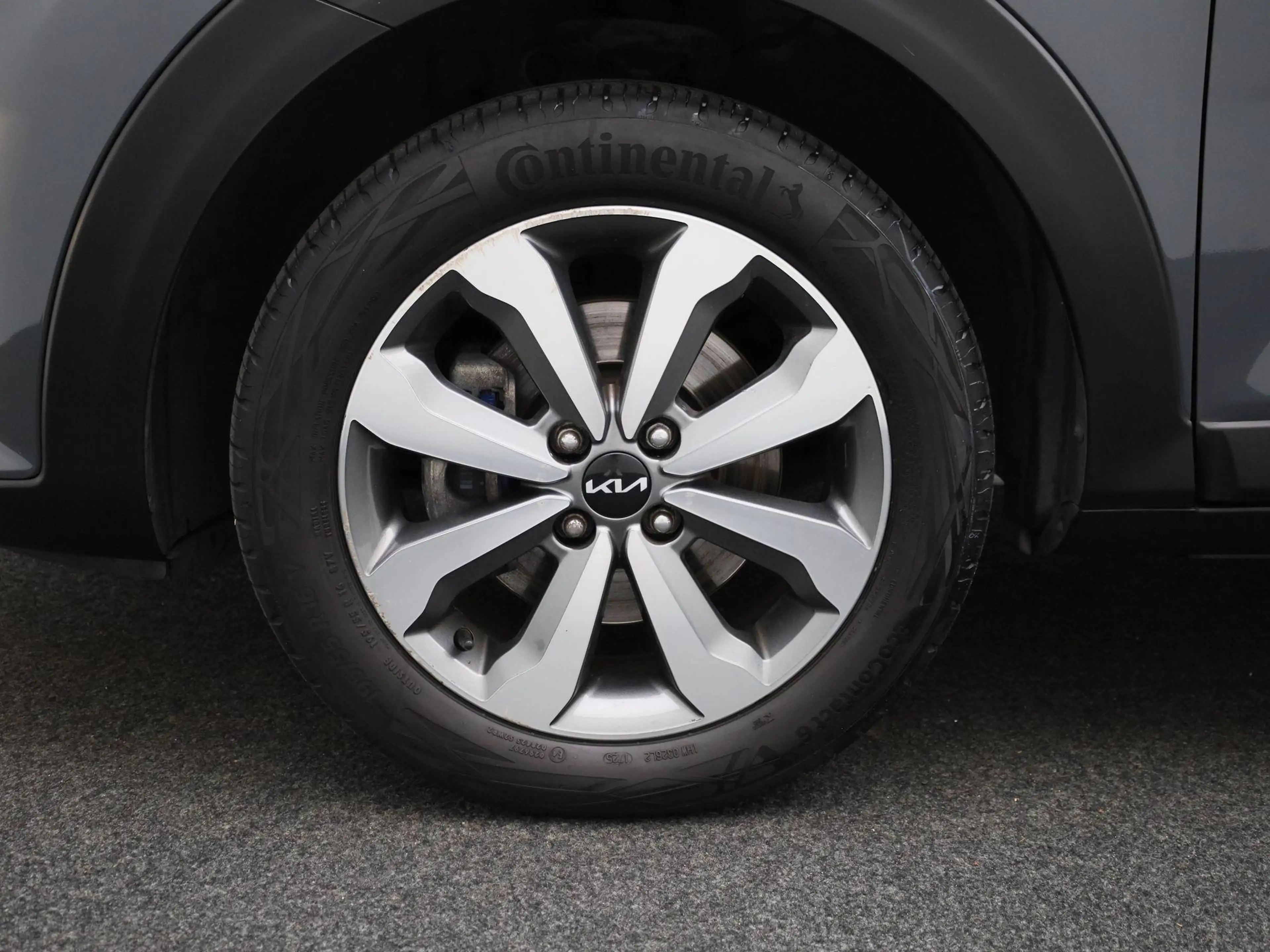 Kia Stonic 1.2 Urban Edition NAVI | CARPLAY | PDC — photo 13