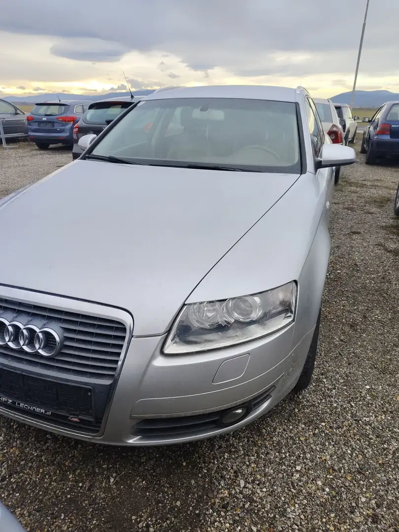 Audi A6 Avant 2,4 V6 Professional Multitronic - 1