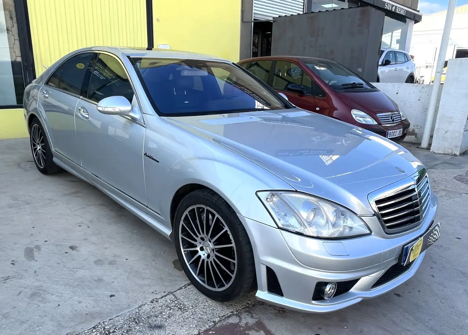 Mercedes-Benz S 63 AMG Aut. Gris - 2