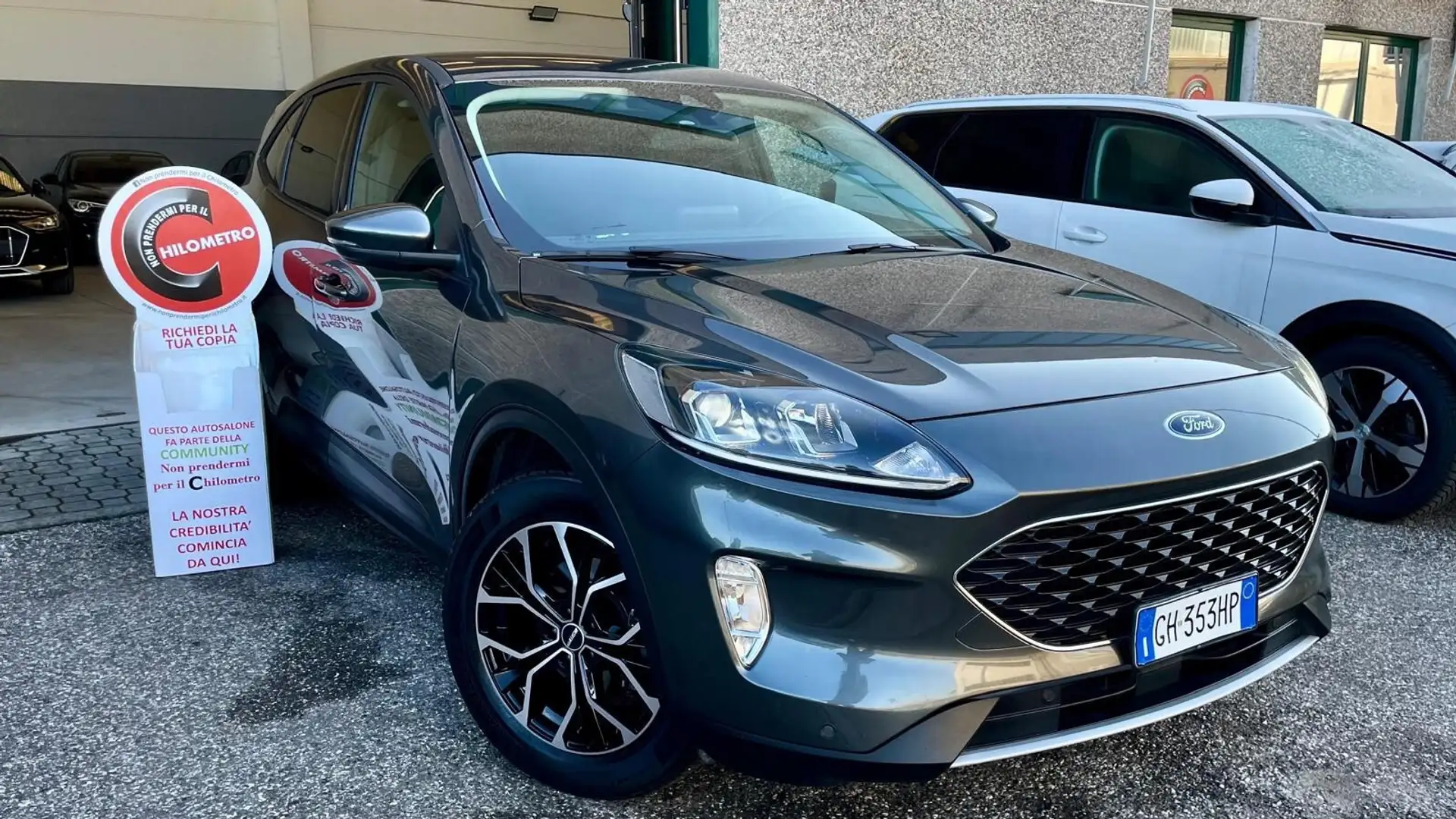 Ford Kuga FORD KUGA 2WD 1.5 ECOBLUE TITANIUM 120CV - FULL LE Bianco - 1