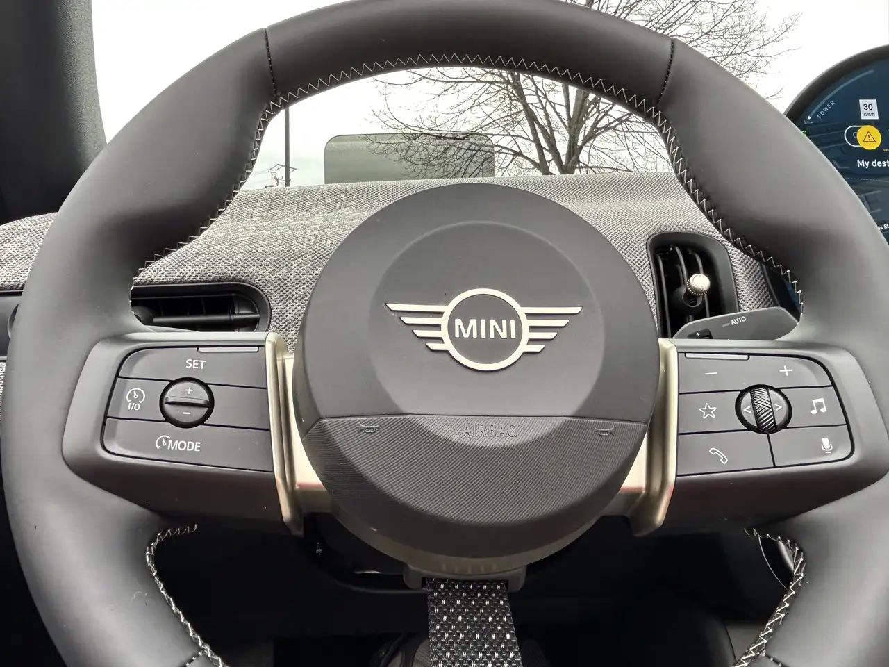 MINI Convertible снимка MINI Convertible