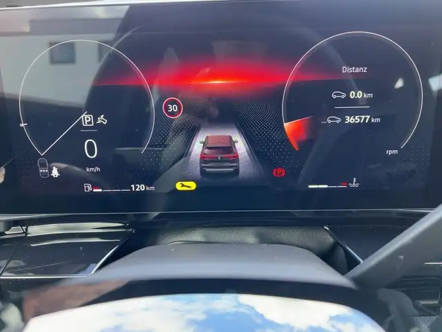 Renault Austral view 13