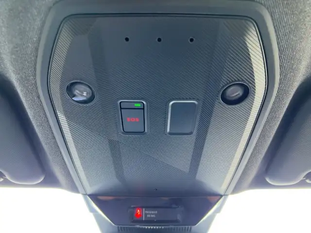 Renault Austral view 17