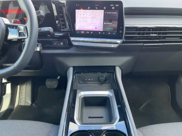 Renault Austral view 12
