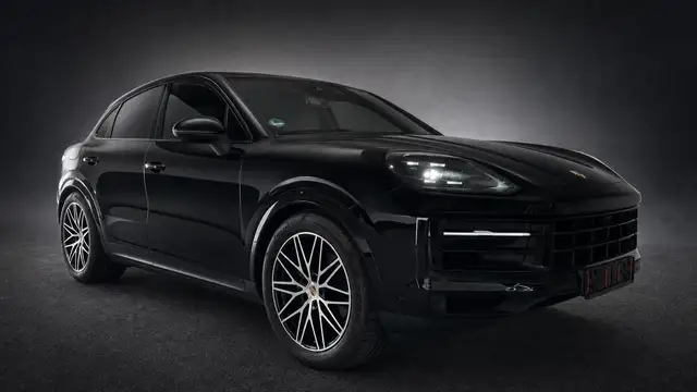 Porsche Cayenne view 4