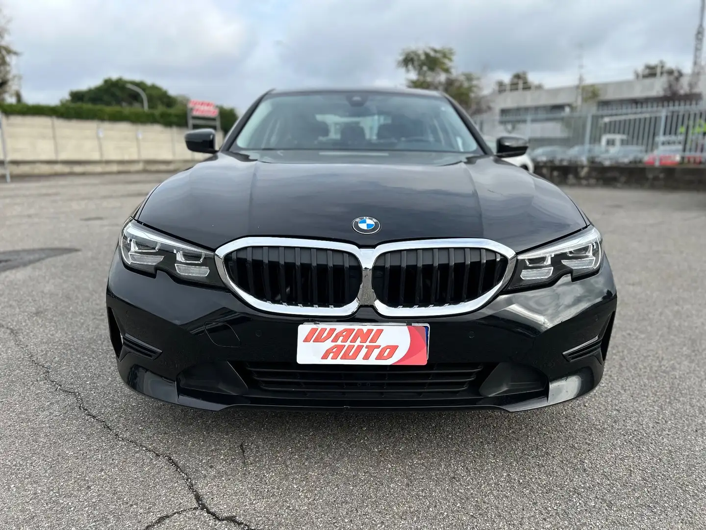 BMW 318 BMW 318i 48 volt, automatica Nero - 2