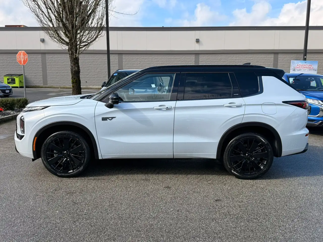 Mitsubishi Outlander снимка Mitsubishi Outlander