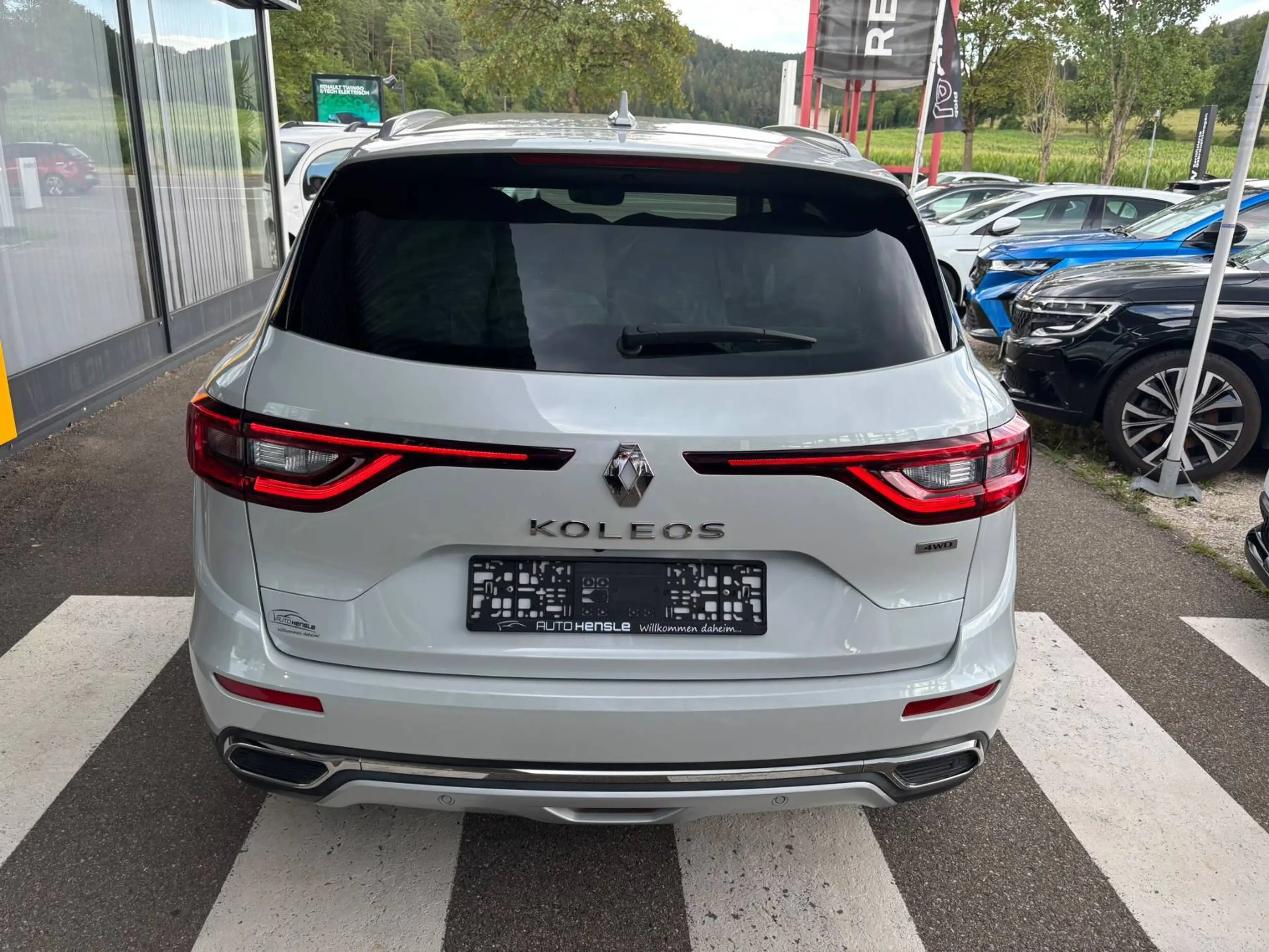 Renault Koleos INITIALE PARIS BLUE dCi 190 4WD X-tronic — photo 5
