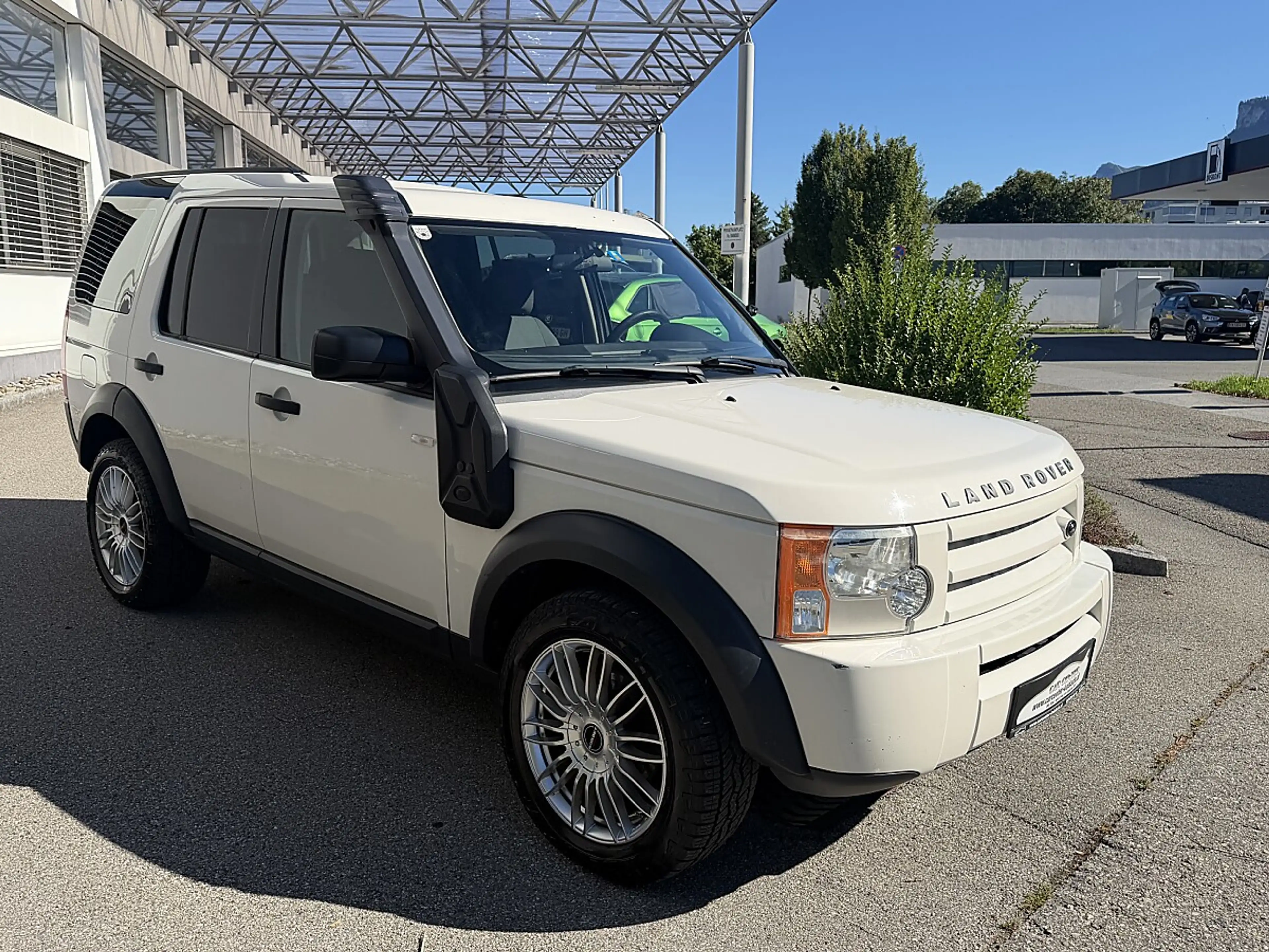 Land Rover Discovery 4 S 2.7 TDV6 — photo 3