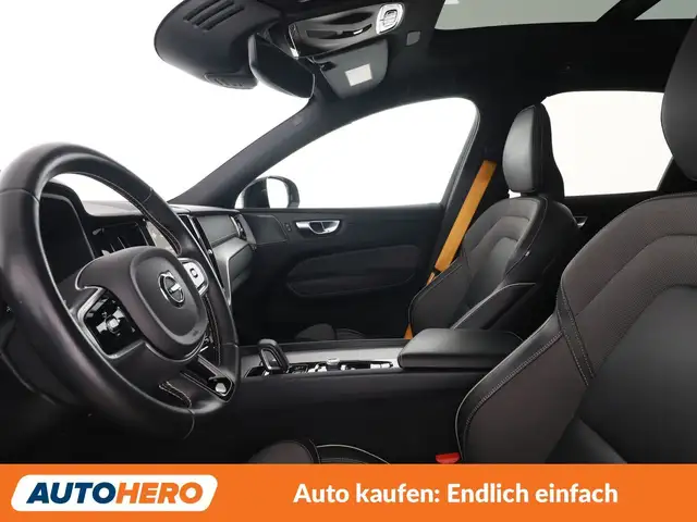 Volvo XC60 view 10
