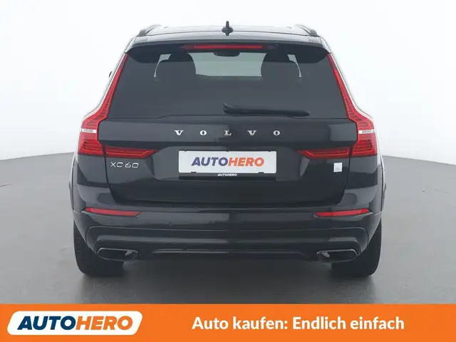 Volvo XC60 view 5