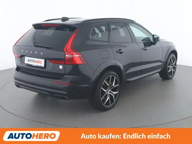 Volvo XC60 view 6