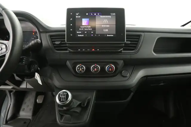 Opel Vivaro view 13