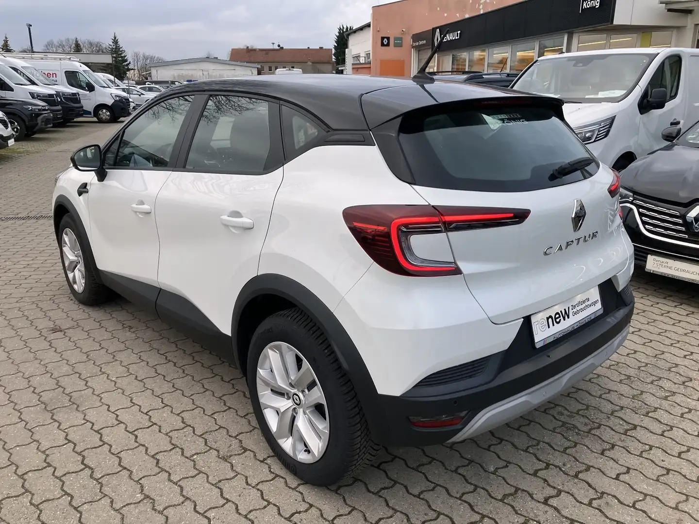 Renault Captur 1.3 TCe 140 EVOLUTION Klima Automatik Blanc - 2