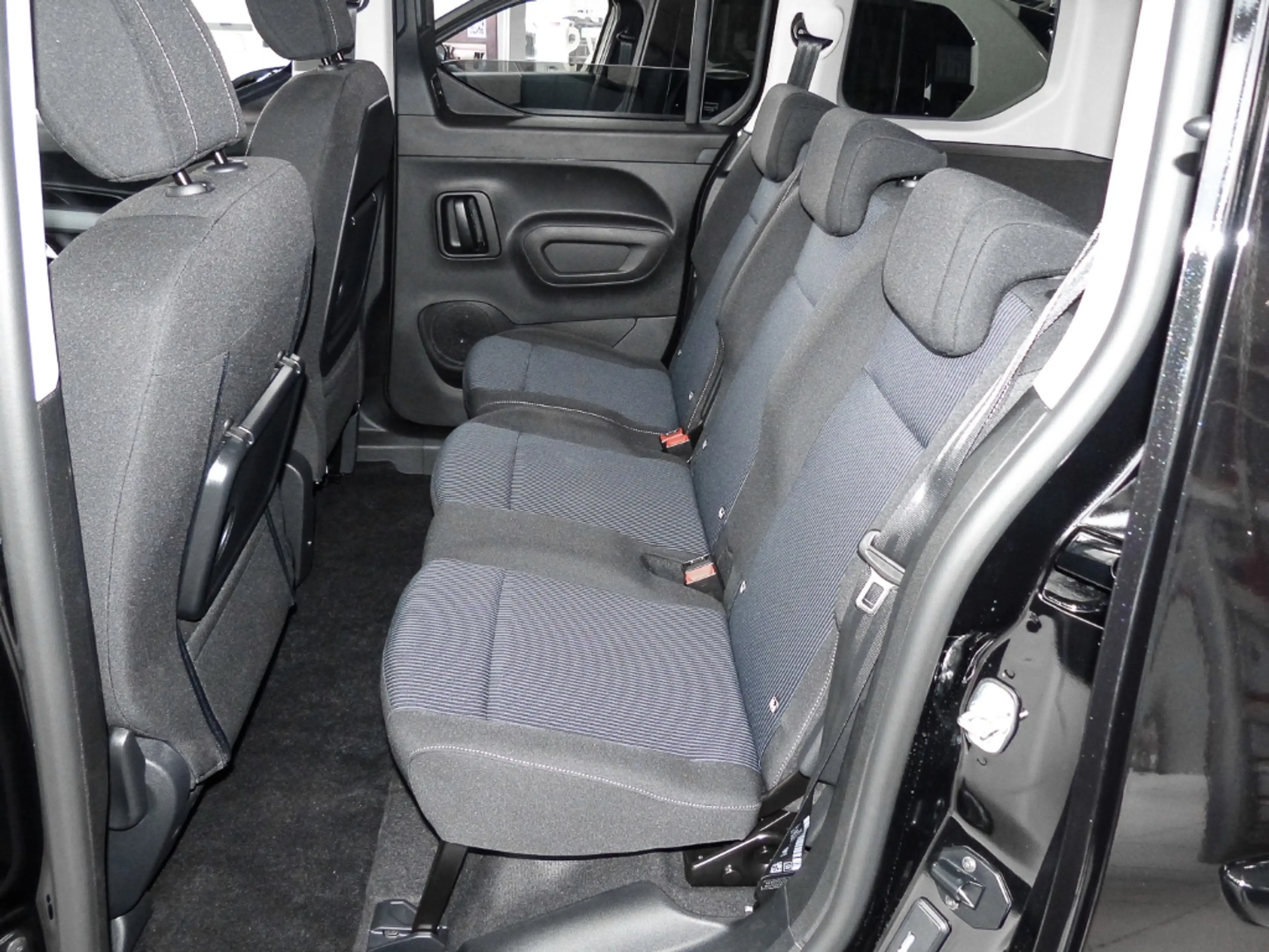 Fiat Qubo L Icon Digitales Cockpit LED ACC Apple CarPlay DA — photo 14