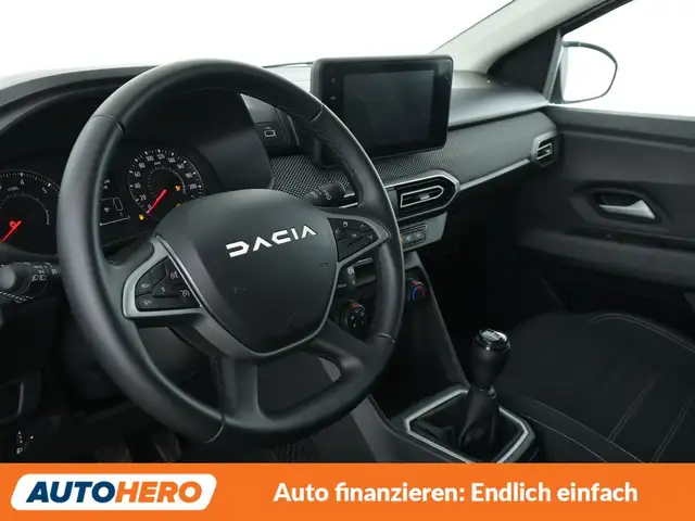 Dacia Sandero view 11