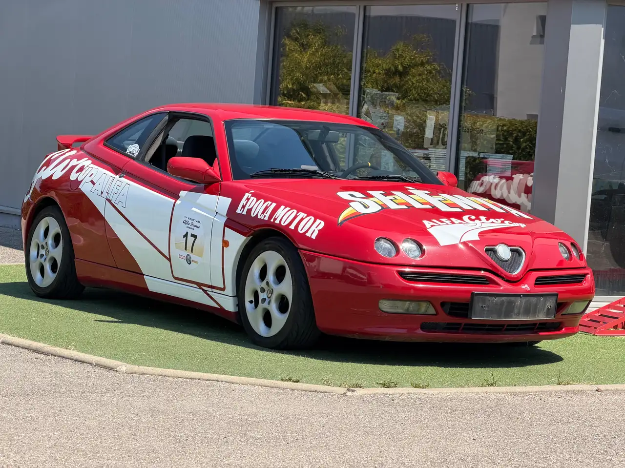 Alfa Romeo GTV Coupé 916 1.8i Twin Spark 16v 144 ch Cup Replica, foto 3