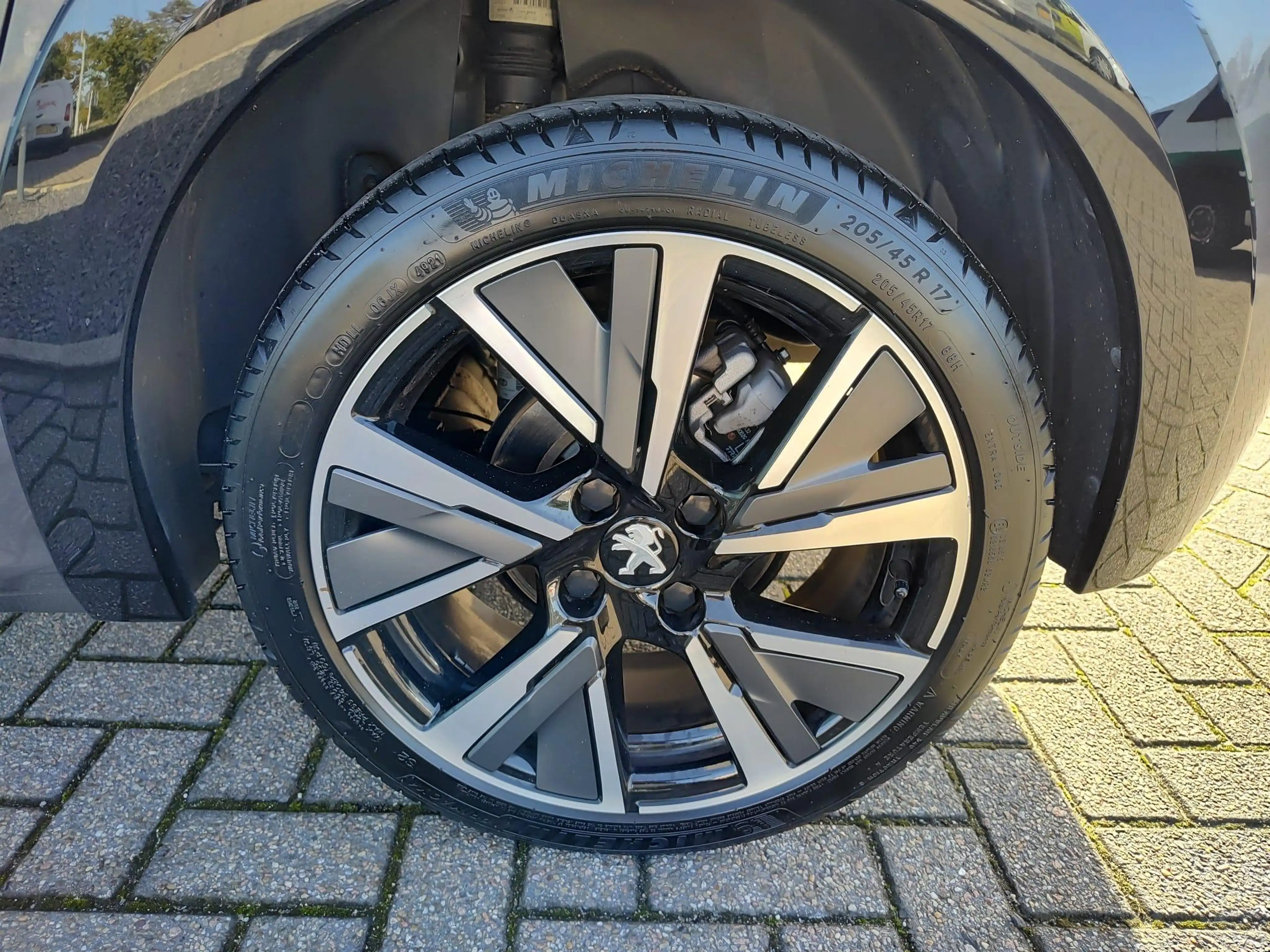 Peugeot 208 1.2 PureTech GT Camera | Navigatie | Full LED | Do — photo 11