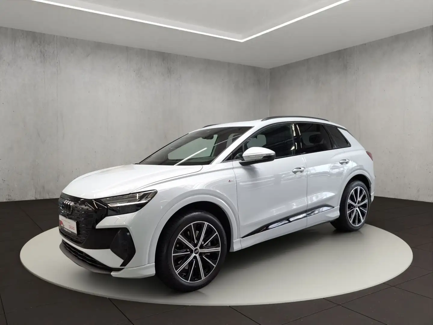 Audi Q4 e-tron 45 quattro 210 kW Blanc - 1