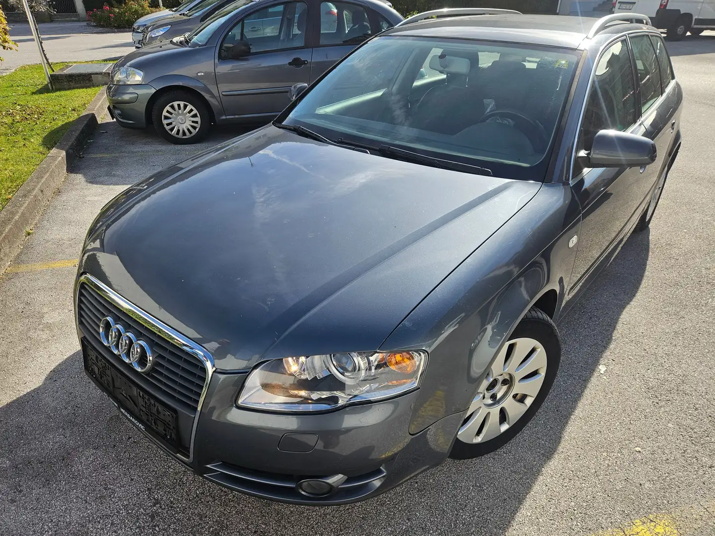 Audi A4 A4 Avant 1,9 TDI DPF PUMPE DÜZE PERFEKT!!! Grau - 1