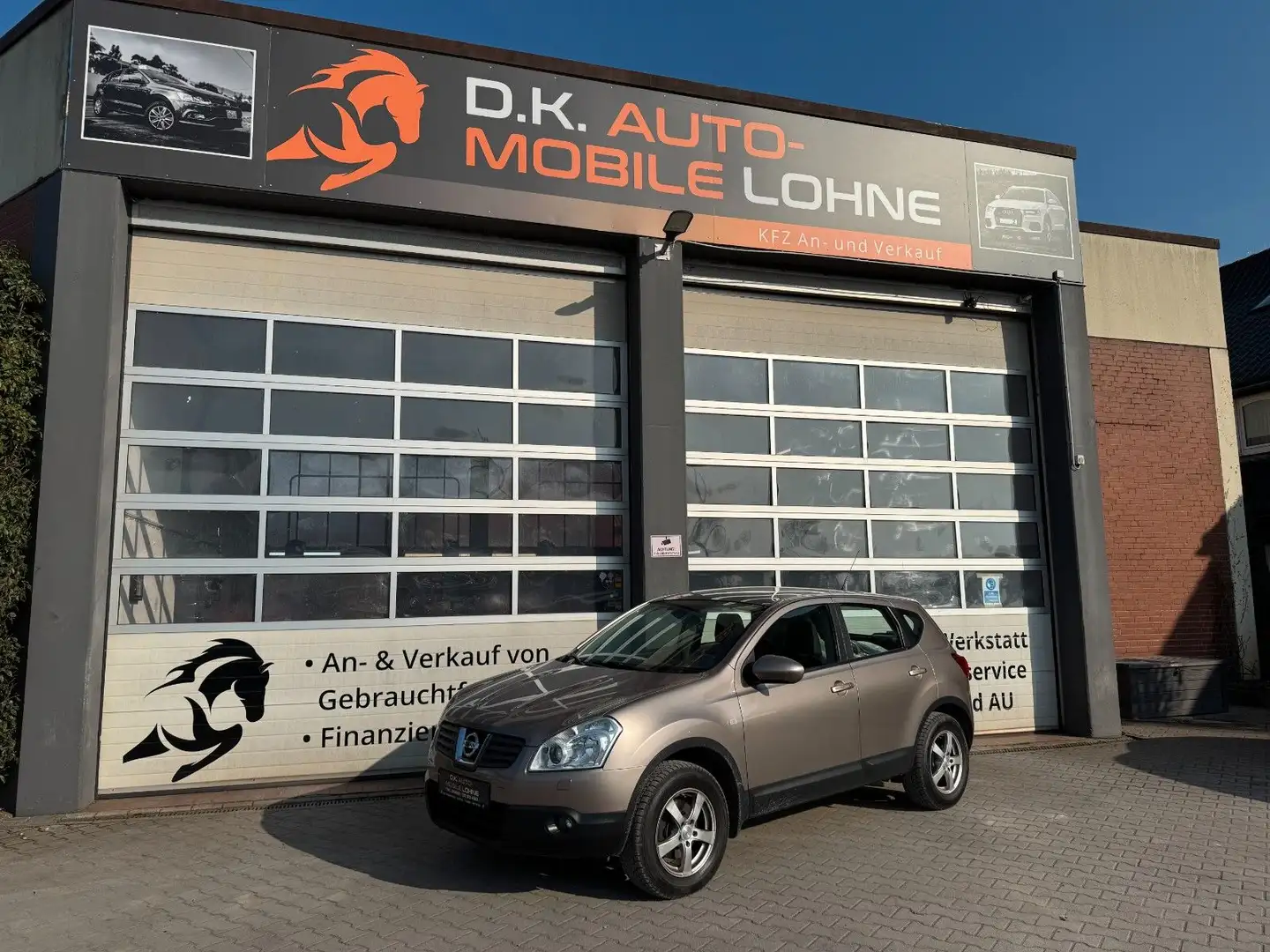 Nissan Qashqai Tekna/SHZ/AHK/KLIMA/PANORAMA* Braun - 1