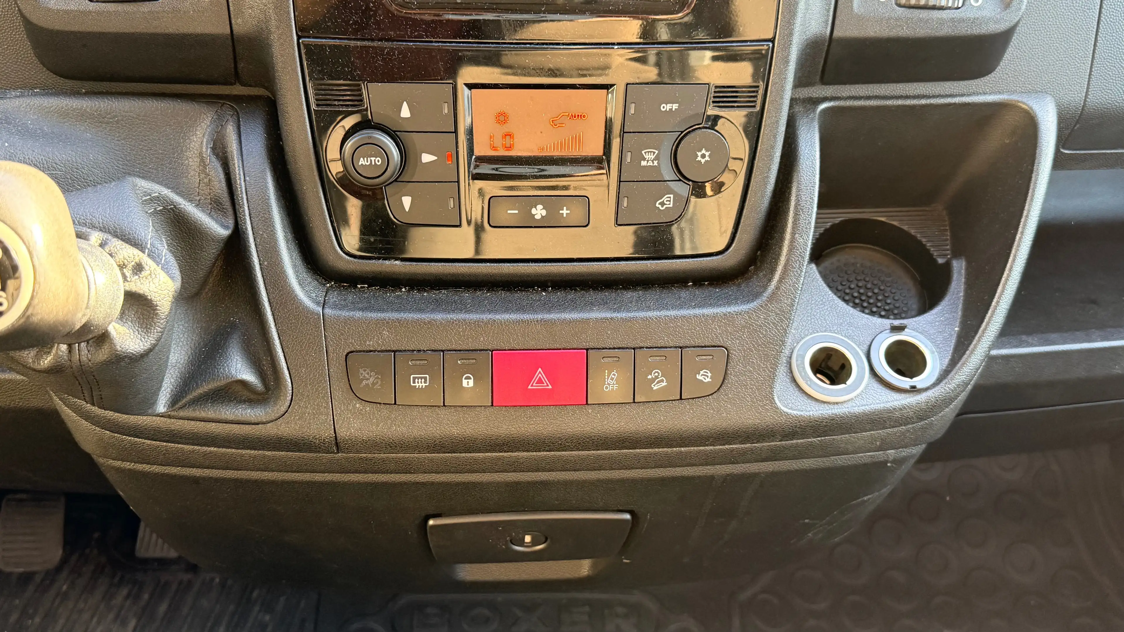Peugeot Boxer 333 L2H2 Allure Blue-HDi 130 — photo 14