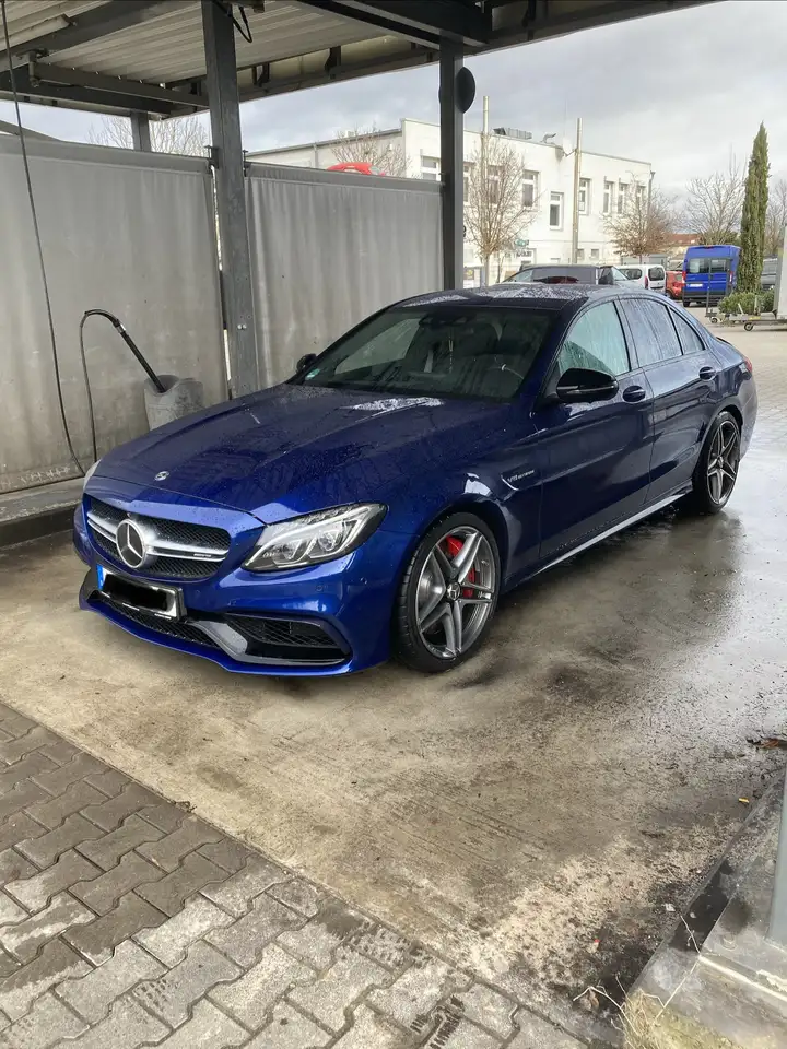 Mercedes-Benz C 63 AMG