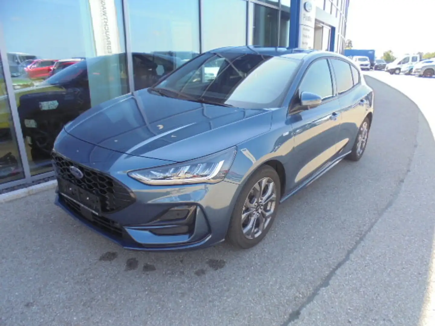 Ford Focus ST-Line Style 125PS Benzin Blau - 1