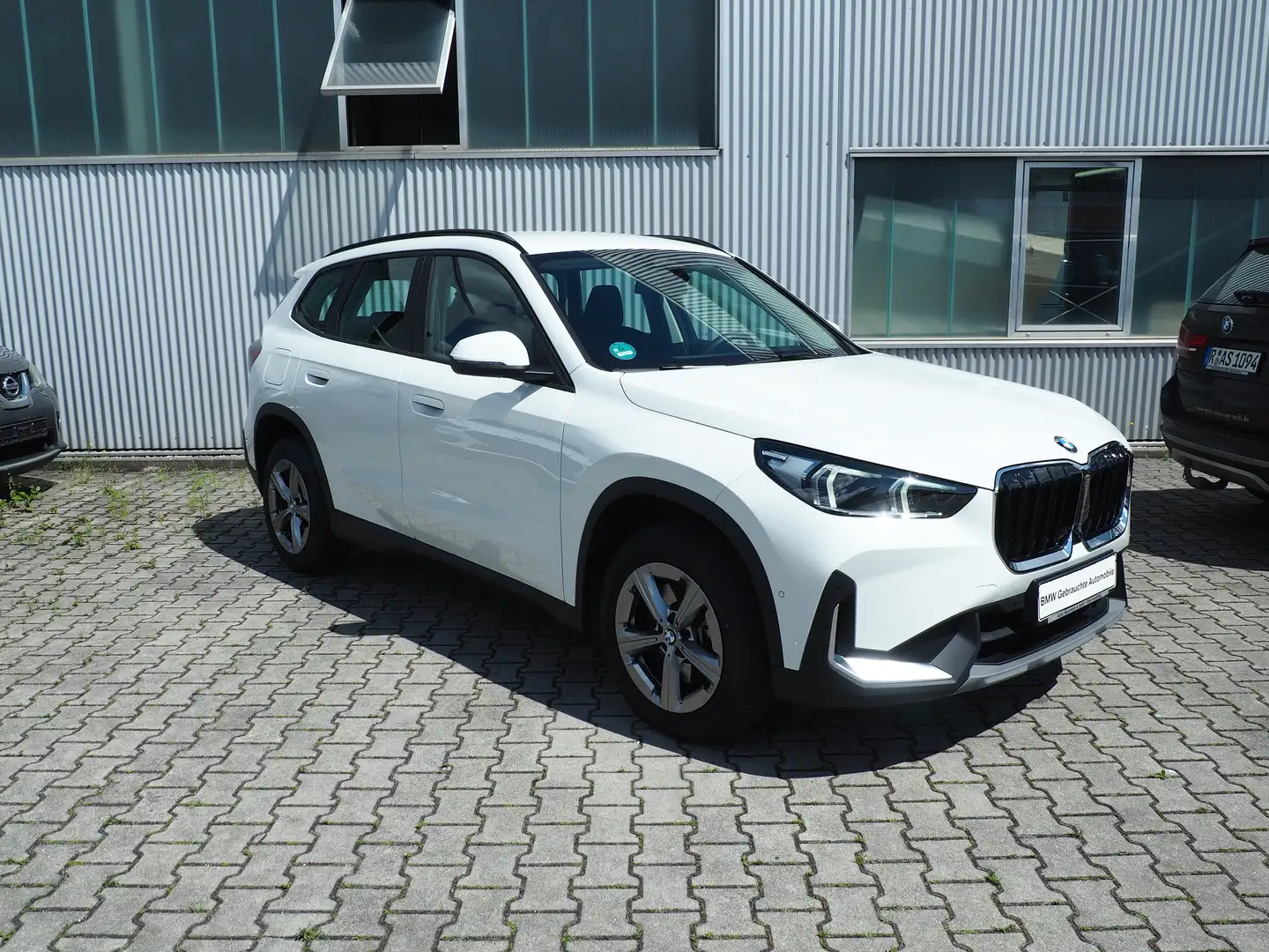 BMW X1 sDrive20i Aut.*AHK*Sportsitz*HUD*360*adaptivLED* Alb - 1