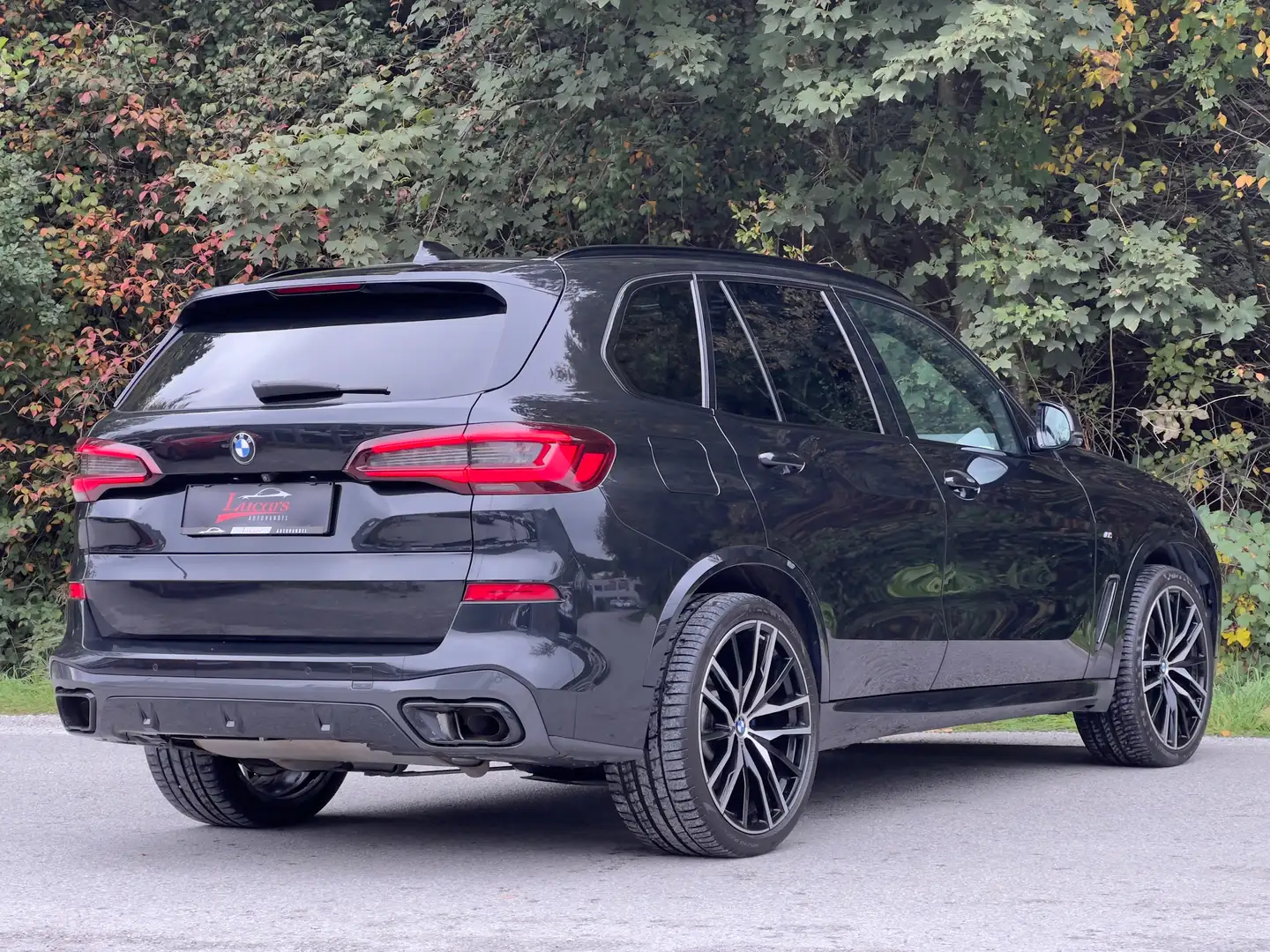 BMW X5 xDrive 40 d M Sport*VOLL*22 ZOLL*ACC*AHK*PANO*HUP* Schwarz - 2