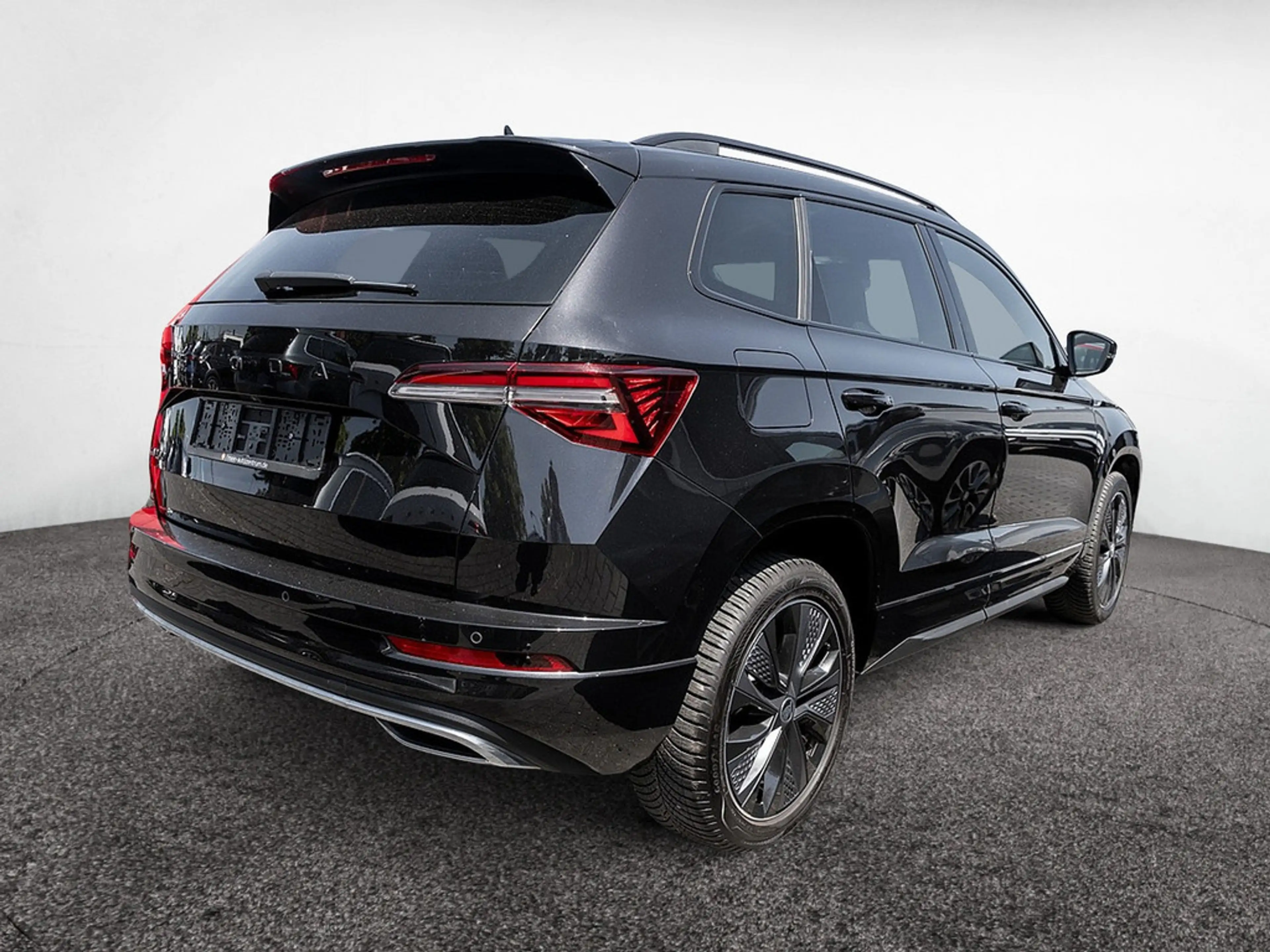 Skoda Karoq 1.5 TSI ACT Sportline KAM MATRIX DCC — photo 3
