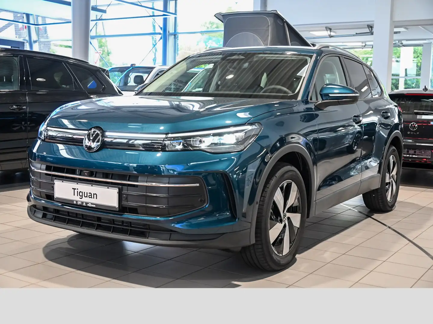 Volkswagen Tiguan Life 2.0 TDI DSG AHK Navi Blau - 1