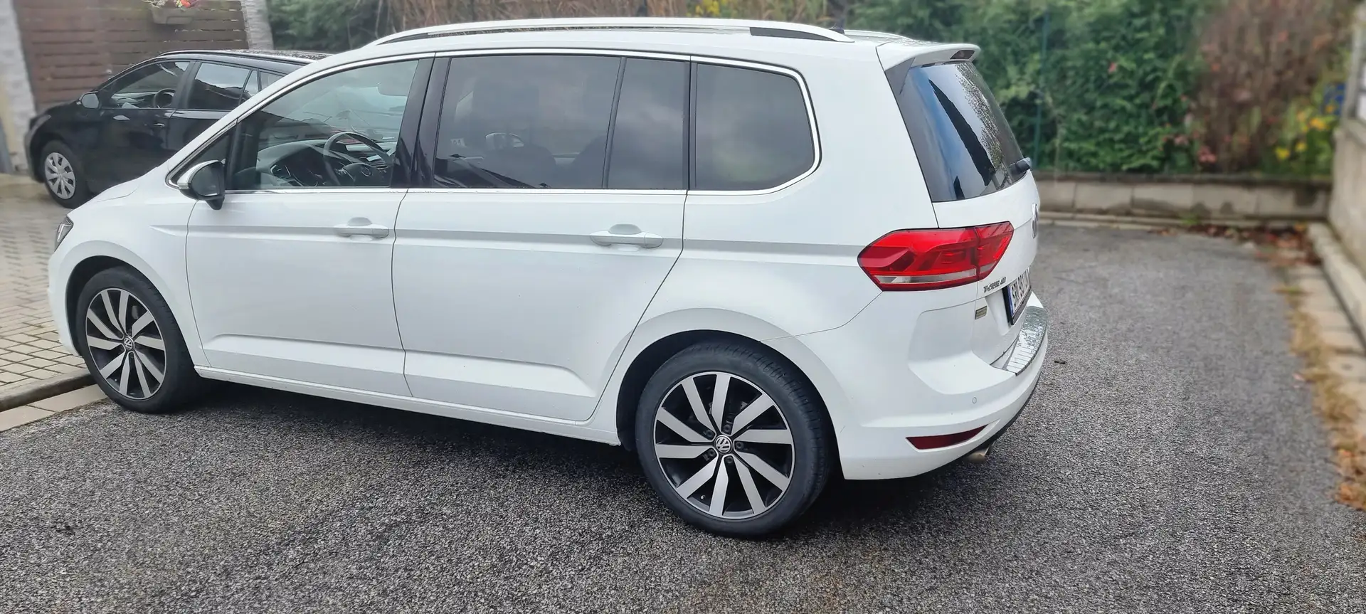 Volkswagen Touran Comfortline 2,0 BMT TDI Weiß - 2