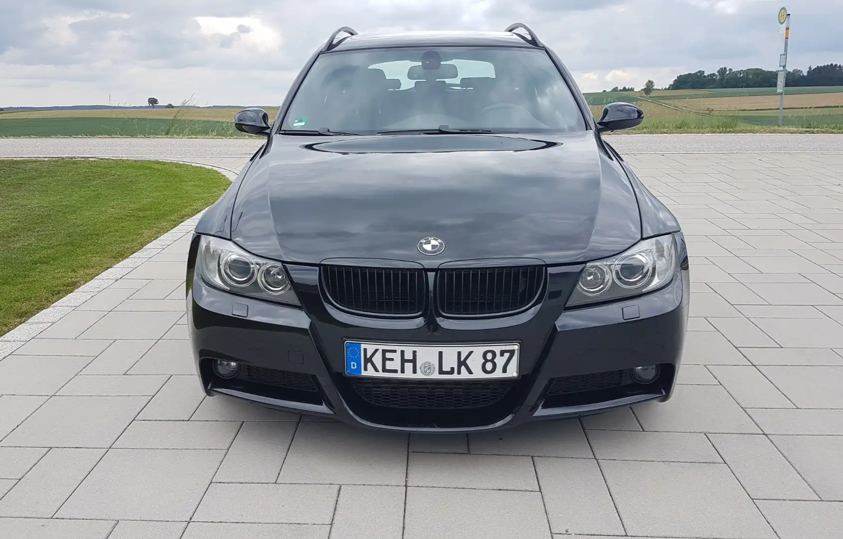 BMW 325 325d | 8-fach bereift | M-Paket | TOP Schwarz - 2