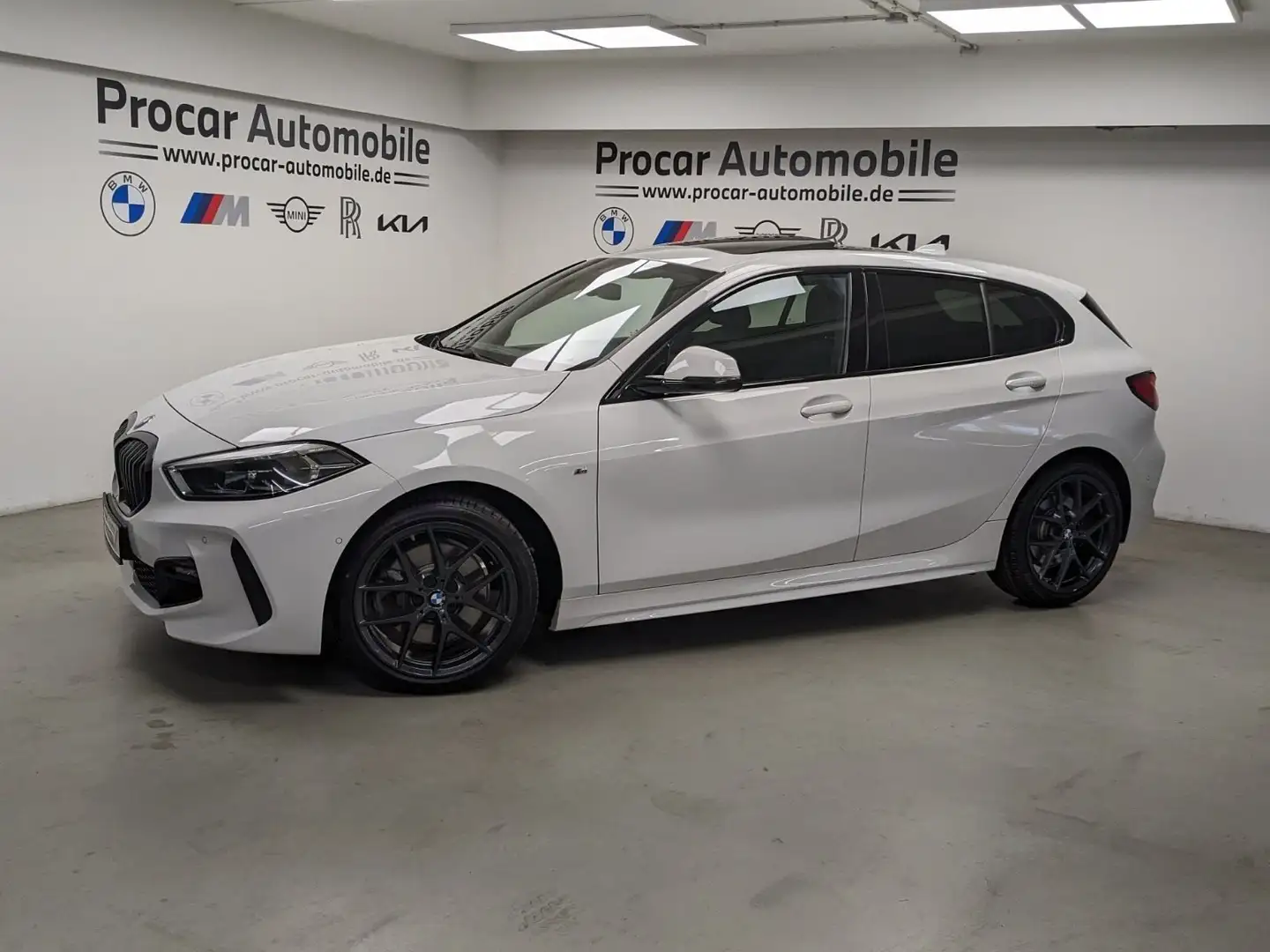 BMW 120 i M Sport Pano PA 18'' DAB LED WLAN Shz Weiß - 2