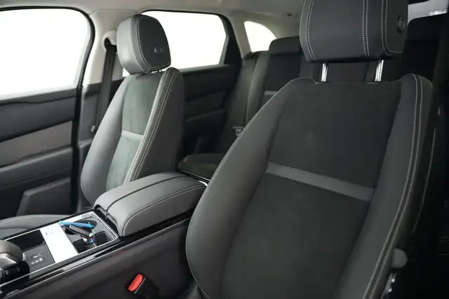 Land Rover Range Rover Velar view 13