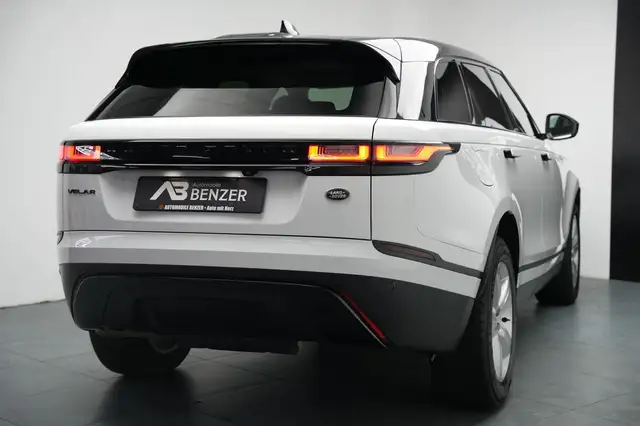 Land Rover Range Rover Velar view 9
