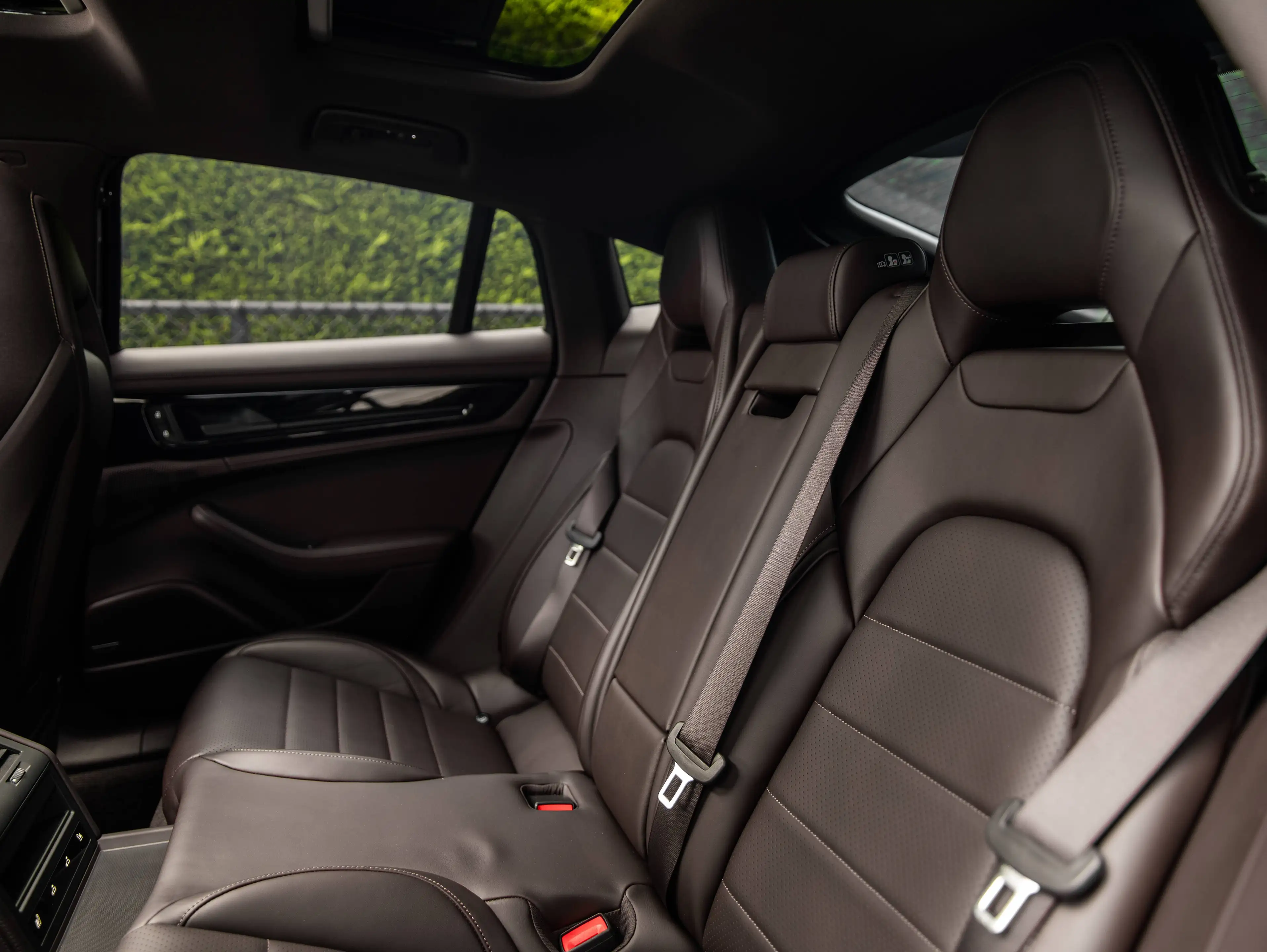 Porsche Panamera Panamera 4 E-Hybrid/INNO/AIR SUSP/HD MATRIX/PANO/360/SPORT EXH/21"/SOFT CLOSE/BOSE/MEMORY — photo 9