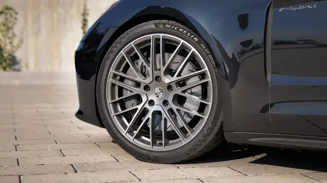 Porsche Panamera view 2