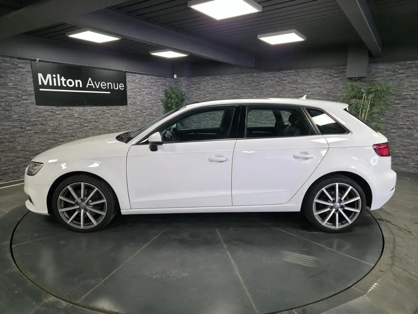 Audi A3 Audi A3 Sportback Quattro 2.0 TDI 184 S-Tronic 7 – Marchand uniquement Blanc - 2